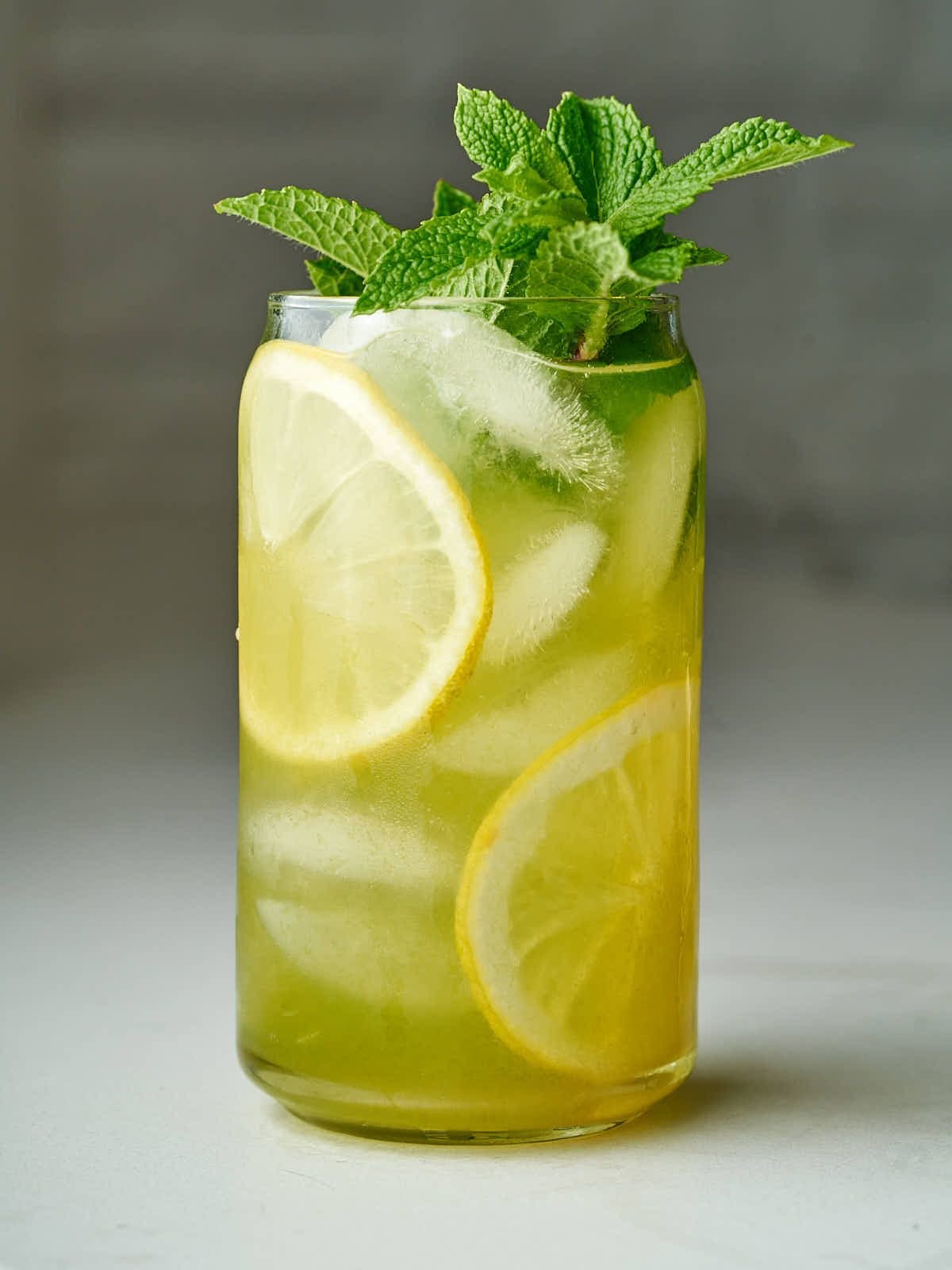 Lemon with mint
